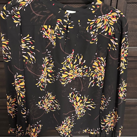 Cabi Fiesta Blouse - Picture 3 of 4
